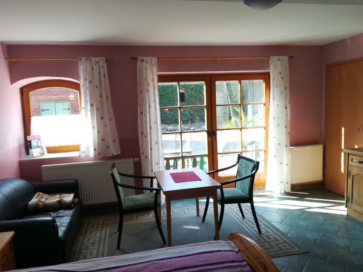 Pension Claudia Gueldenpfennig Tangermünde Exterior foto